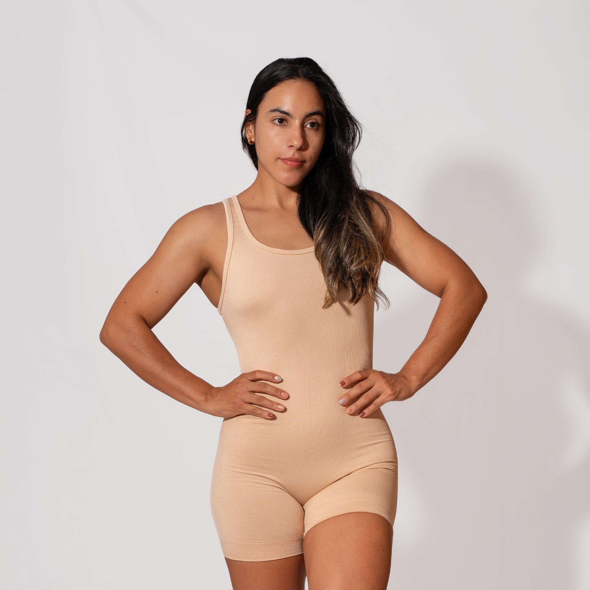 Enterizo Corto Espalda Cut Out